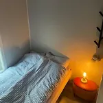 Flott Og Naust Med Beliggenhet Ved Vannet! *