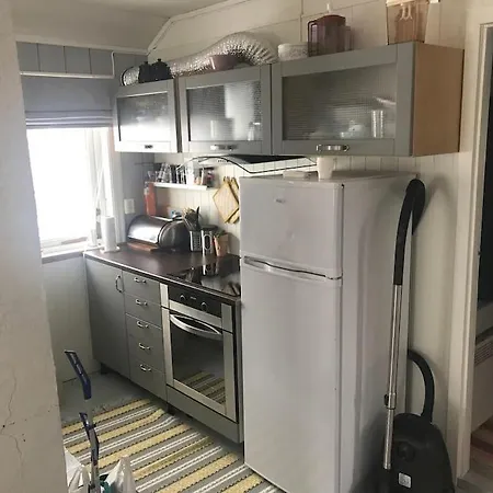 Holiday home Flott Og Naust Med Beliggenhet Ved Vannet!