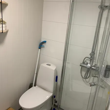 Holiday home Flott Og Naust Med Beliggenhet Ved Vannet! Sandsletta