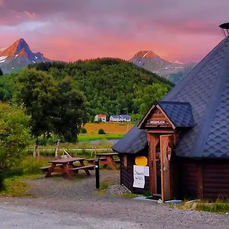 Дом отдыха Lofoten Med Nydelig Beliggenhet Ved Vannet *
